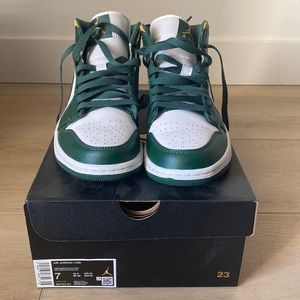 Nike air Jordan’s size 7 in men